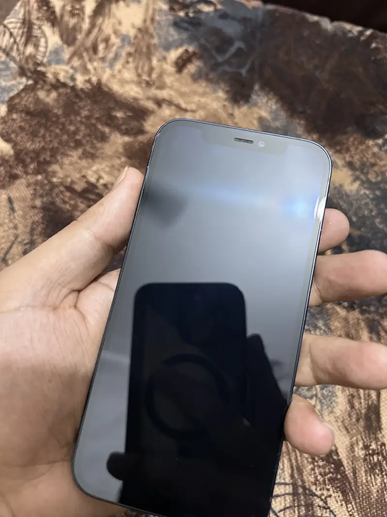 I phone 12   64GB (NON PTA) But Zong Sim Still Working
                                                            alt=