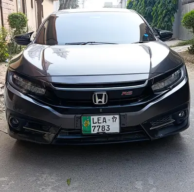 Toyota Yaris 2022

                                                            alt=