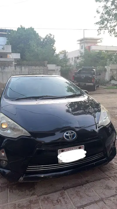 Toyota Vitz Jewela 2013/2017

                                                            alt=