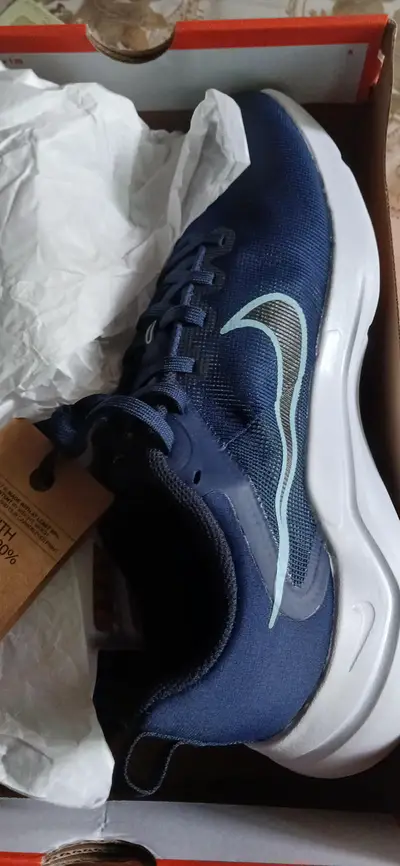 Brand New Skechers Joggers- Grey (Size 9.5 US / 42.5 EUR)
                                                            alt=