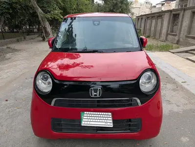 Toyota Corolla XLi VVTi 2012 Model

                                                            alt=