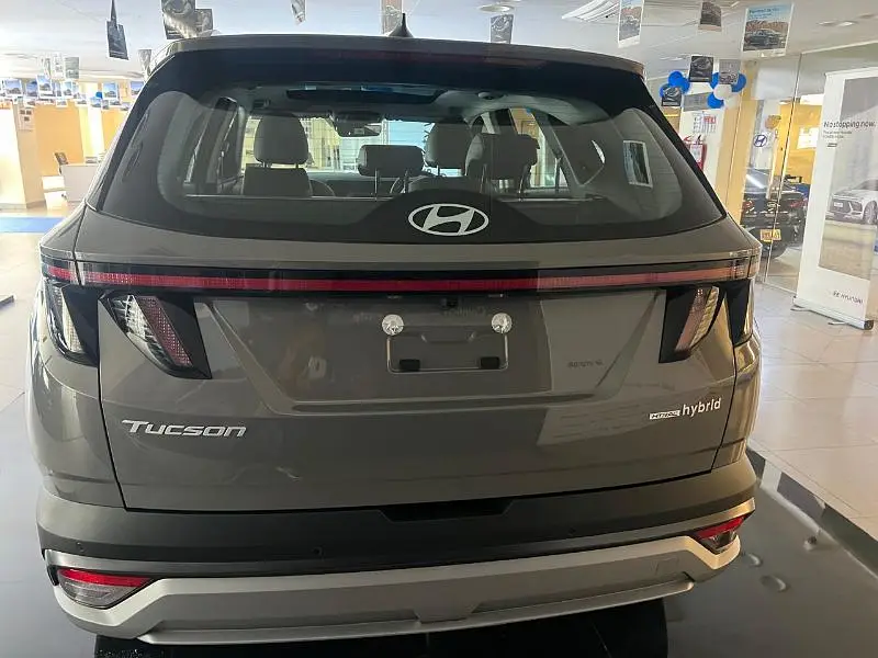 Hyundai Tucson AWD 1.6 Hybrid 2025 zero Meter
                                                            alt=
