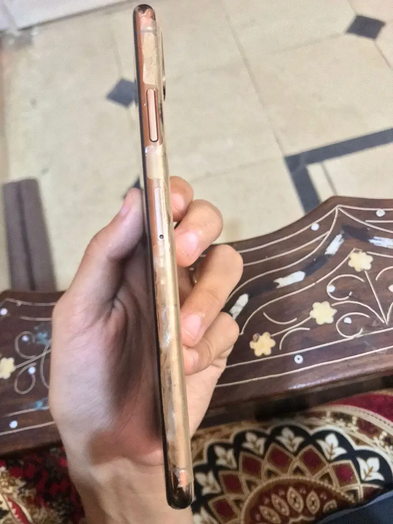 Iphone Xs Max Factory Unlock Non Active
                                                            alt=