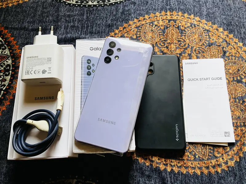 Samsung galaxy a32 completed accessories
                                                            alt=