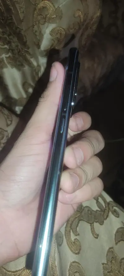 Apple iPhone 14 Pro
                                                            alt=