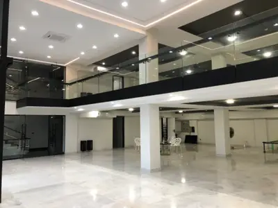 life Time Commercial Paid 9000 Square feet covered Area

                                                            alt=