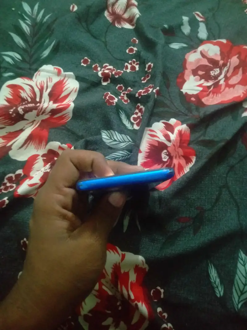 realme c5 4/64

                                                            alt=