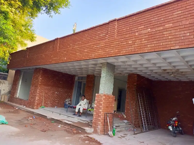 Gutka Tiles by Niazi Bricks Since 1960 - Fare Face Bricks

                                                            alt=