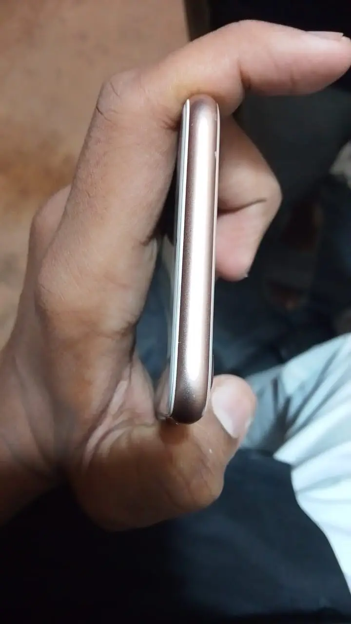 iPhone 8 non pta

                                                            alt=