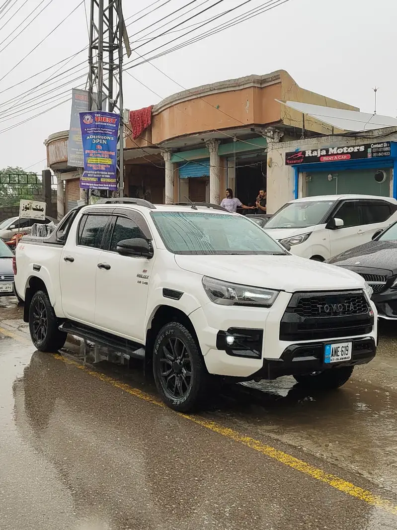 revo for rent/rent a car islamabad/car for rent/luxury car for rent

                                                            alt=