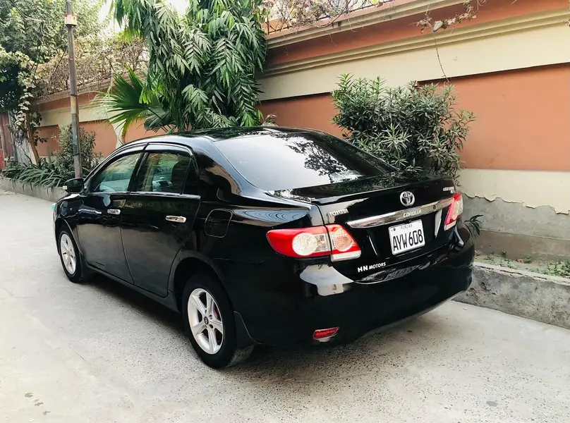 Toyota corolla XLI 2013

                                                            alt=