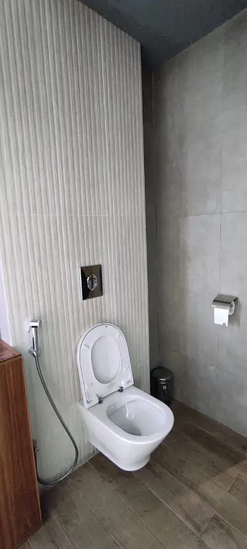 Fully Furnished Office 3000 sft.

                                                            alt=