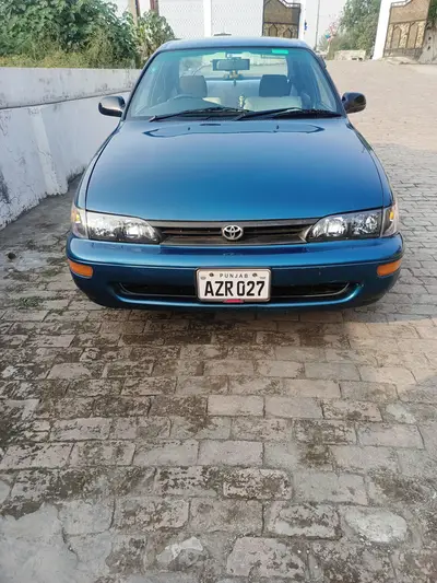 Corolla SE Saloon 2005

                                                            alt=