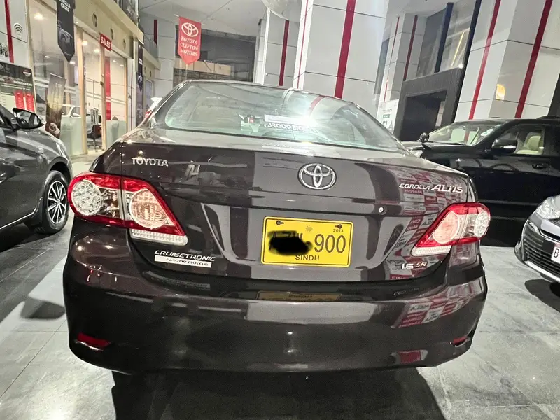 Toyota Corolla Altis 1.6 SR 2012/2013 brand new

                                                            alt=