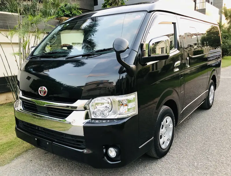 Toyota Hiace GL 2025 Fresh Import New Meter Unregistered Private used

                                                            alt=