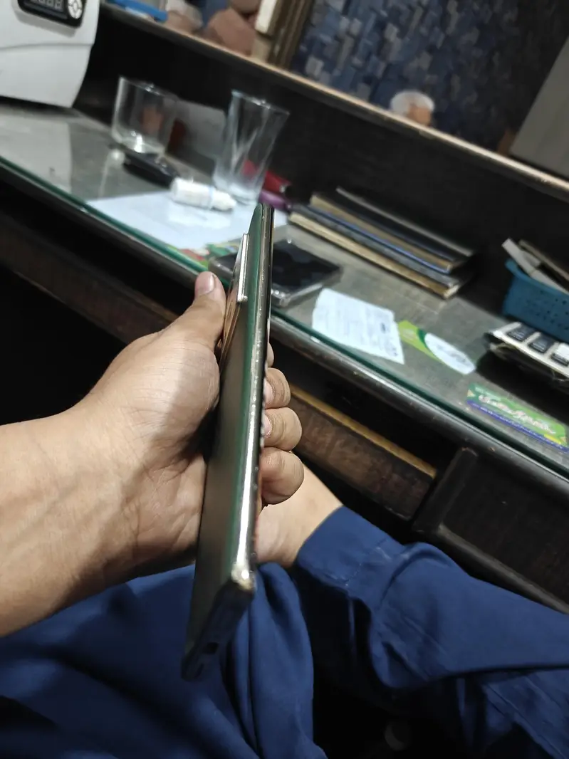 infinix note 40 for sale with box 70watt charger with wireless charger

                                                            alt=