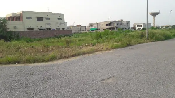 1 Kanal Residential plot on 367/17 Block K available for sale in dha phase 6

                                                            alt=