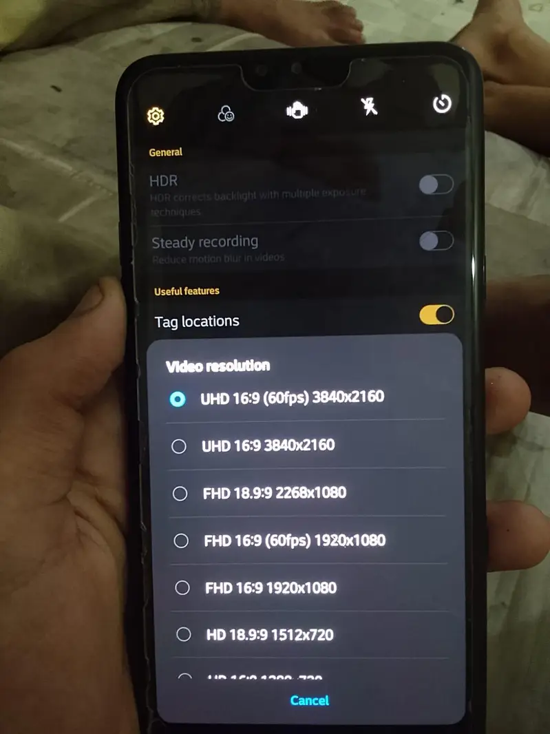 LG V40 thinQ 6gb 64gb non pta

                                                            alt=