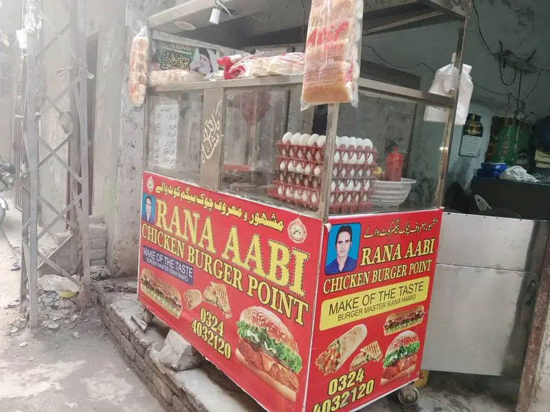 Burger counter full steel urgent sale

                                                            alt=