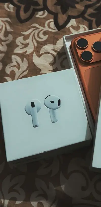 Bose Quiet Comfort Ultra Earbuds

                                                            alt=