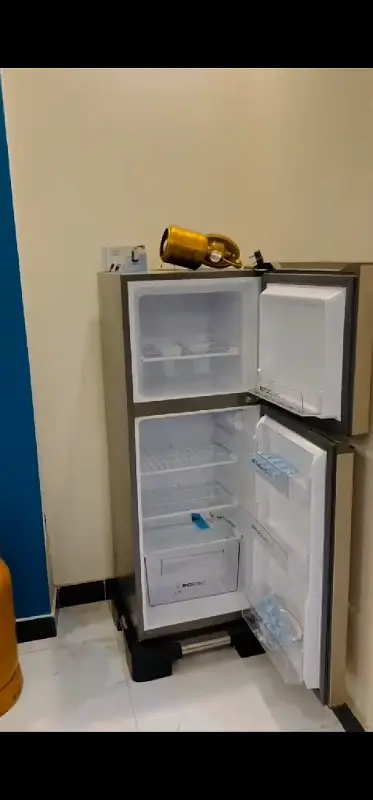 2 Bedroom Apartment Available For Urgent Sale In Faisal Town F-18 Block B

                                                            alt=