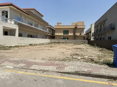 50x70 ( Developed & Possession) Commercial Plot on Main Boulevard Available for Sale on Park Avenue

                                                            alt=