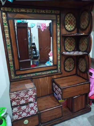 bed dressing 2 said drobs 1 sheti

                                                            alt=