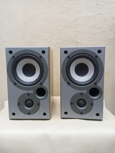 for sale full havi duty speaker   bass bht Kamal ki Hy

                                                            alt=