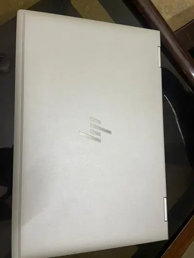 MacBook M1 Air 2020 8/256 Silver color 10/10 condition

                                                            alt=