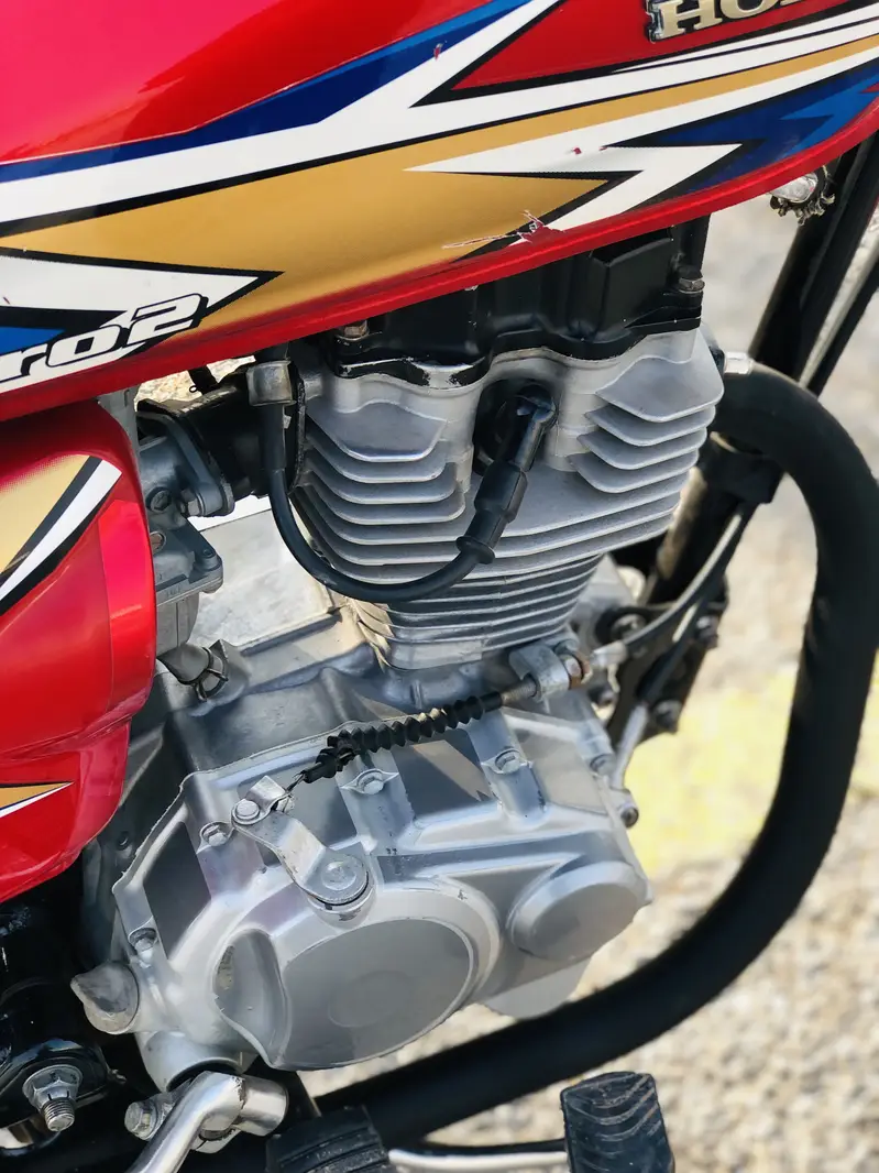 Honda CG-125 (Model 2020) Total Genuine

                                                            alt=