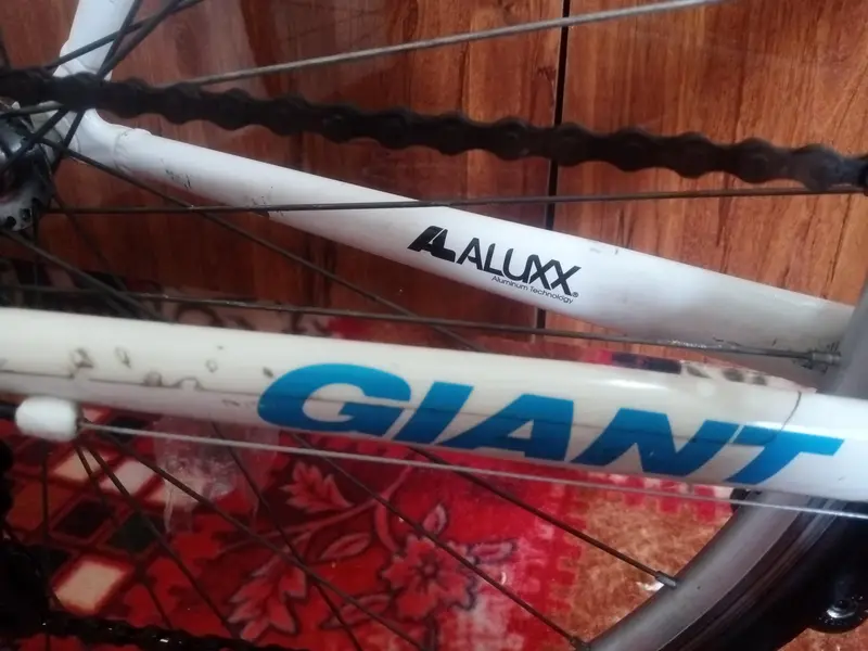 Road Bike

                                                            alt=