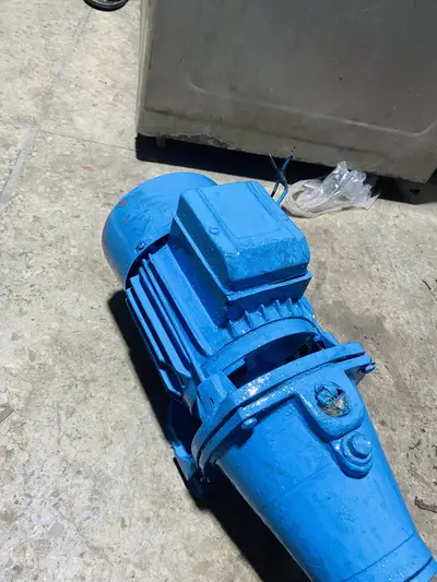 donkey pump

                                                            alt=