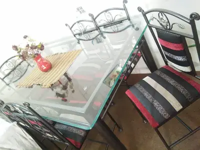 Dining table

                                                            alt=