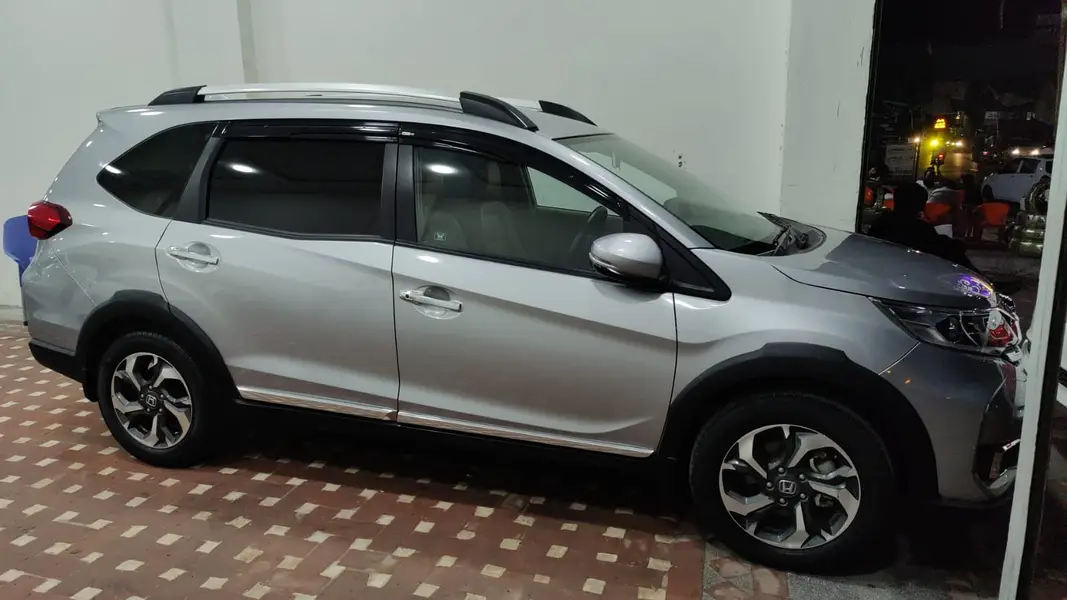 self drive rent a car | Car rental service | Rent a car | Honda , BRV

                                                            alt=