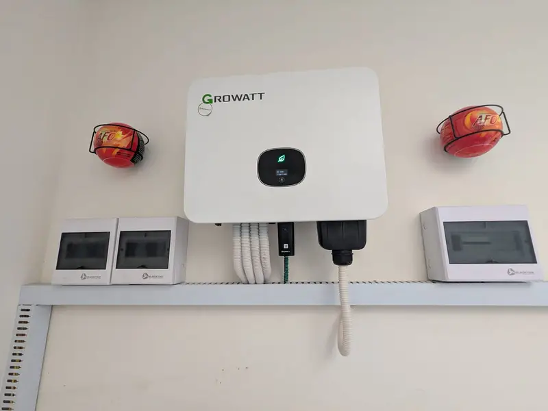 Solar panal/Solar Inverter/Complete Solar System /5 KW/6 KW/8KW/10KW

                                                            alt=