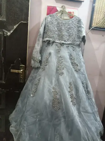 party wear

                                                            alt=