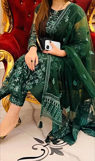 3 piece suit | Women Dress | Winter Collection | Premium Dresses

                                                            alt=