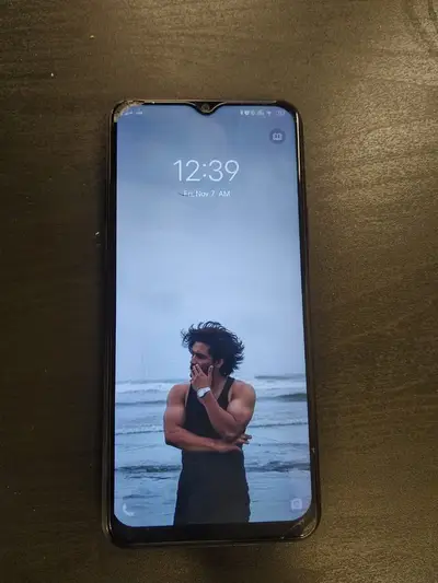 vivo y83 4 /64

                                                            alt=