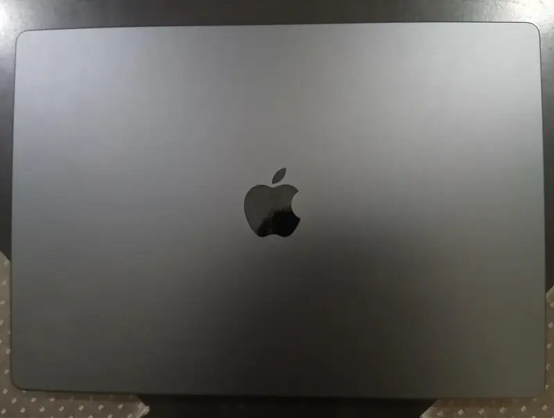 Macbook Pro M4, 16", (CTO 48/1TB).

                                                            alt=