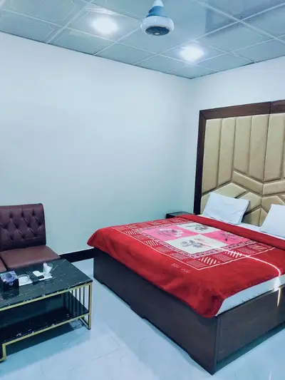 ROYAL RESIDENCY GUEST HOUSE  GULSHEN E JAMAL RASHID MINHAS ROAD KHI

                                                            alt=