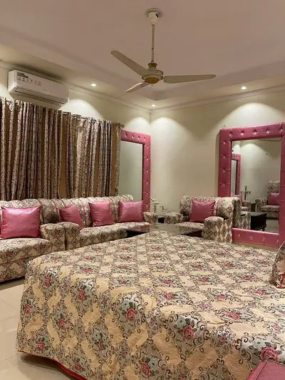 Brand New Furnished 1 kanal portion for rent also non furnished option is available

                                                            alt=