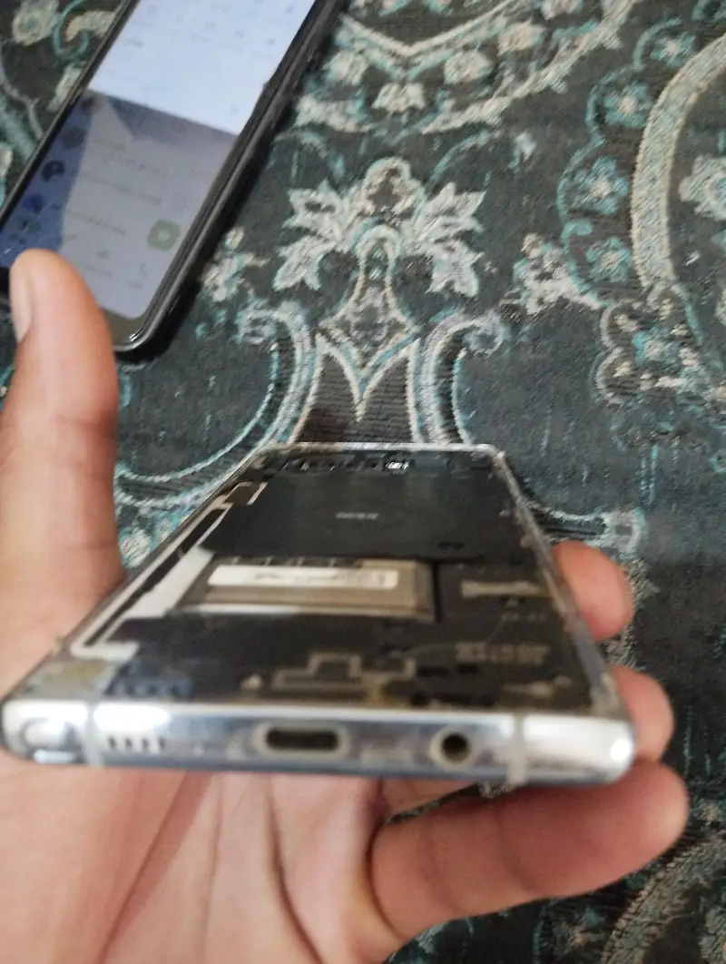 dead mobile Samsung galaxy only parts

                                                            alt=