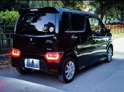 Suzuki Wagon R 2023/25

                                                            alt=