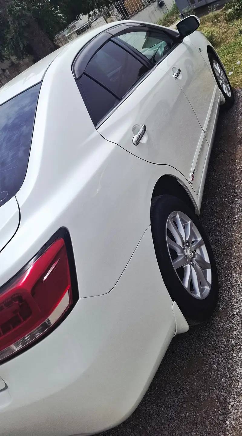 TOYOTA Premio XEX 2007 - Pearl White - ISB reg 2014

                                                            alt=