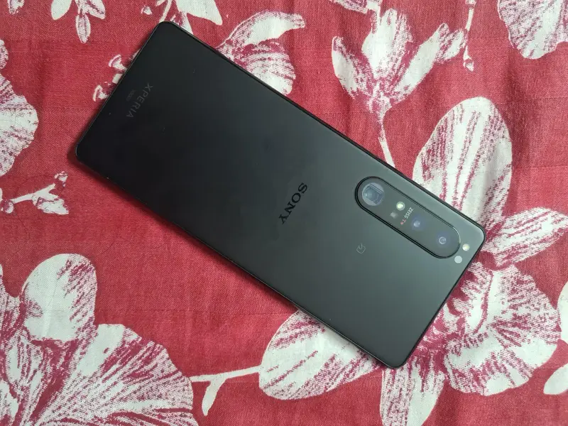 Xperia 1 make 3 Sony Non PTA with Box

                                                            alt=
