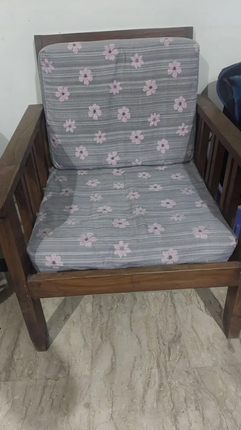 wooden sofa for sale

                                                            alt=