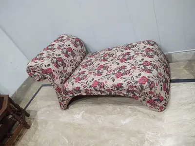 New Stylish Lacker Table

                                                            alt=