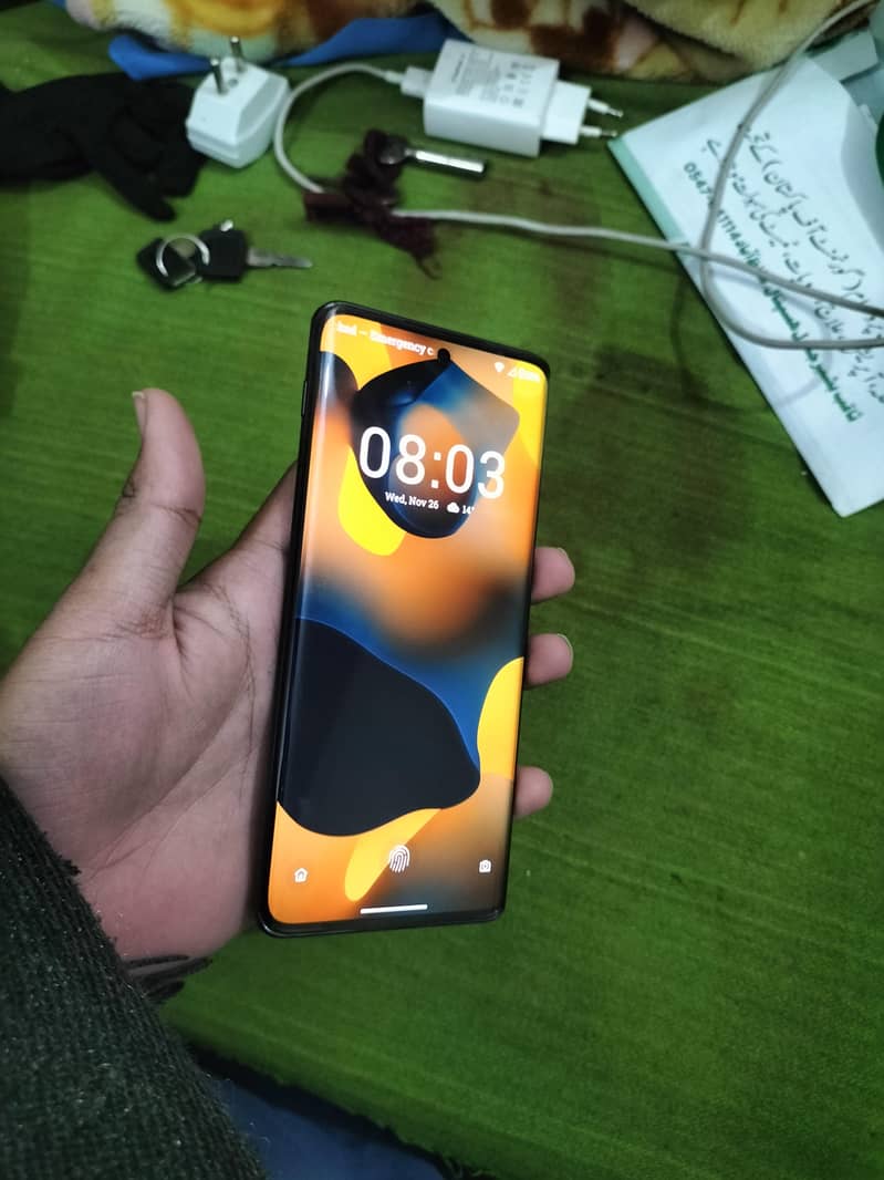 Motorola Edge 2024 Sim lock Non pta

                                                            alt=