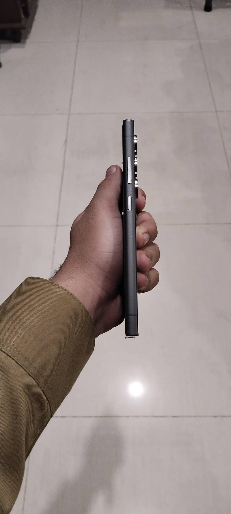 Samsung s24ultra

                                                            alt=