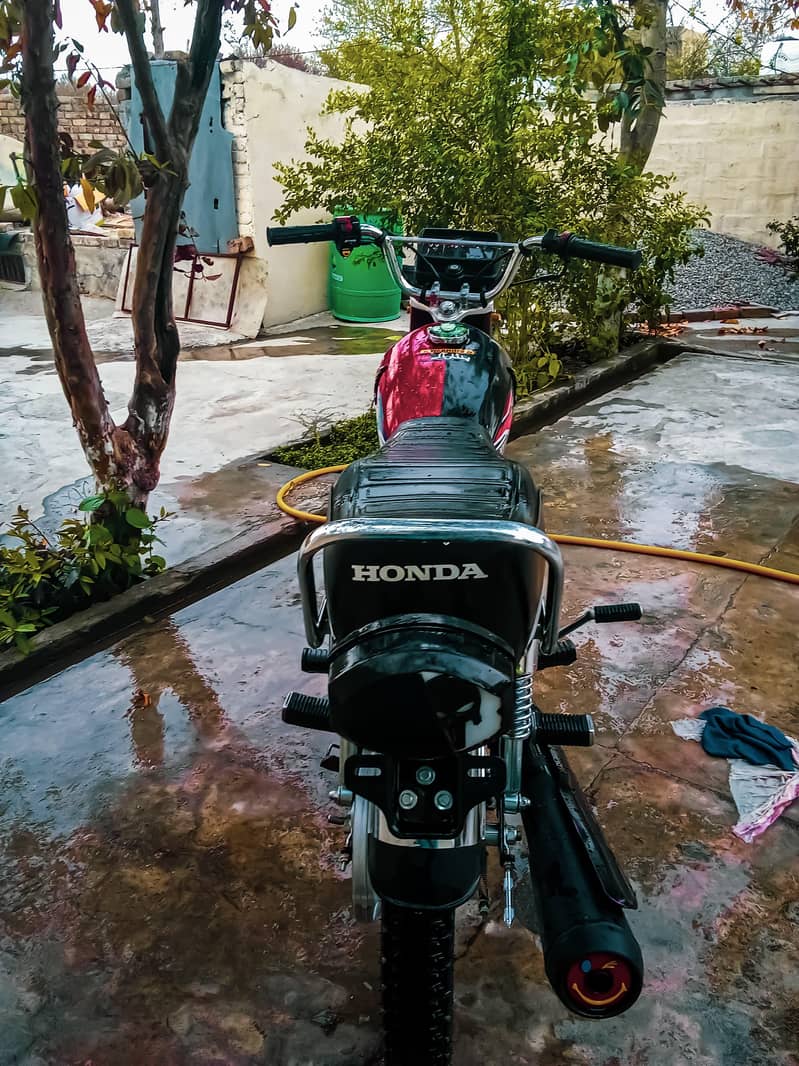 fuel tank

                                                            alt=